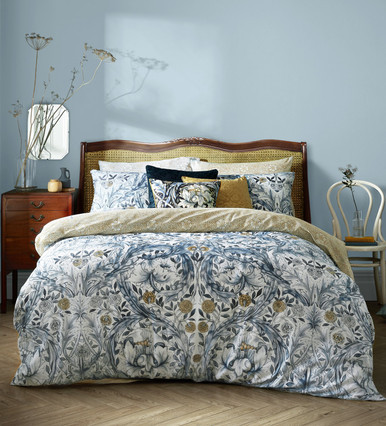 William Morris At Home Water House Paint - 124300_ROOMSET_WATER HOUSE_01.jpg