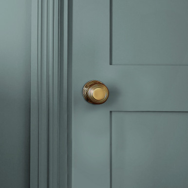 William Morris At Home Cask Blue Paint - 124306_DETAIL_CASK BLUE_01.jpg