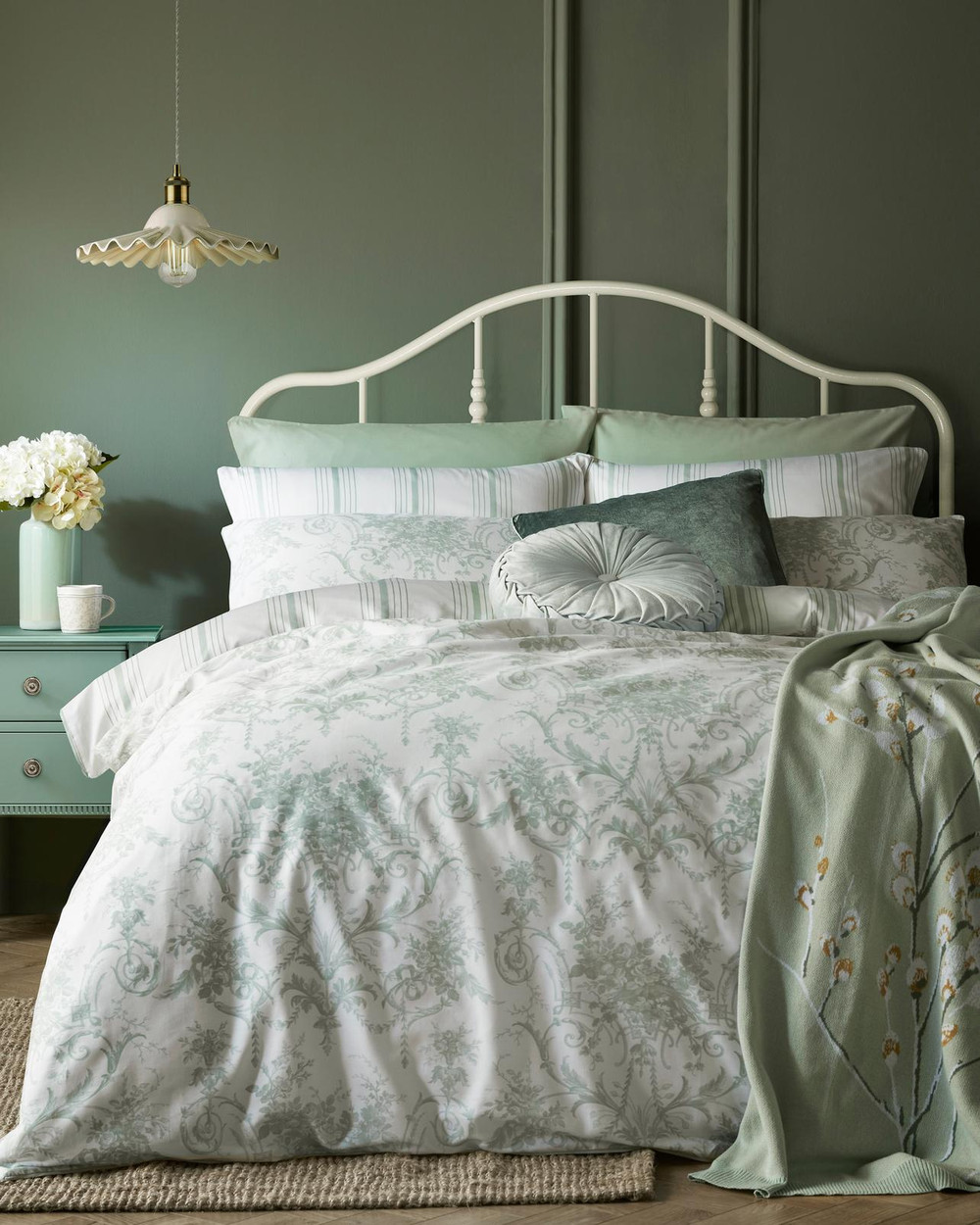 Tuileries Sage Duvet Cover Set - LATUL03DQ_CAMEO_TUILERIES SAGE_03.jpg