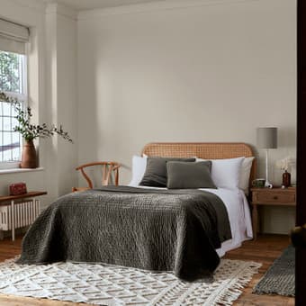 William Morris At Home Dried Seedhead Paint - 124280_ROOMSET_DRIED SEEDHEAD_01.jpg