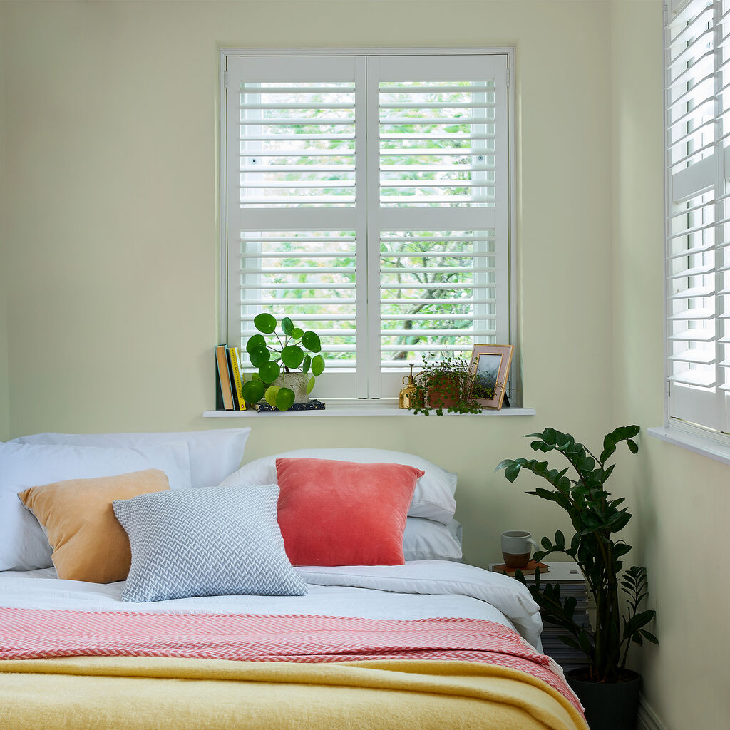 Laura Ashley Pale Hedgerow Paint