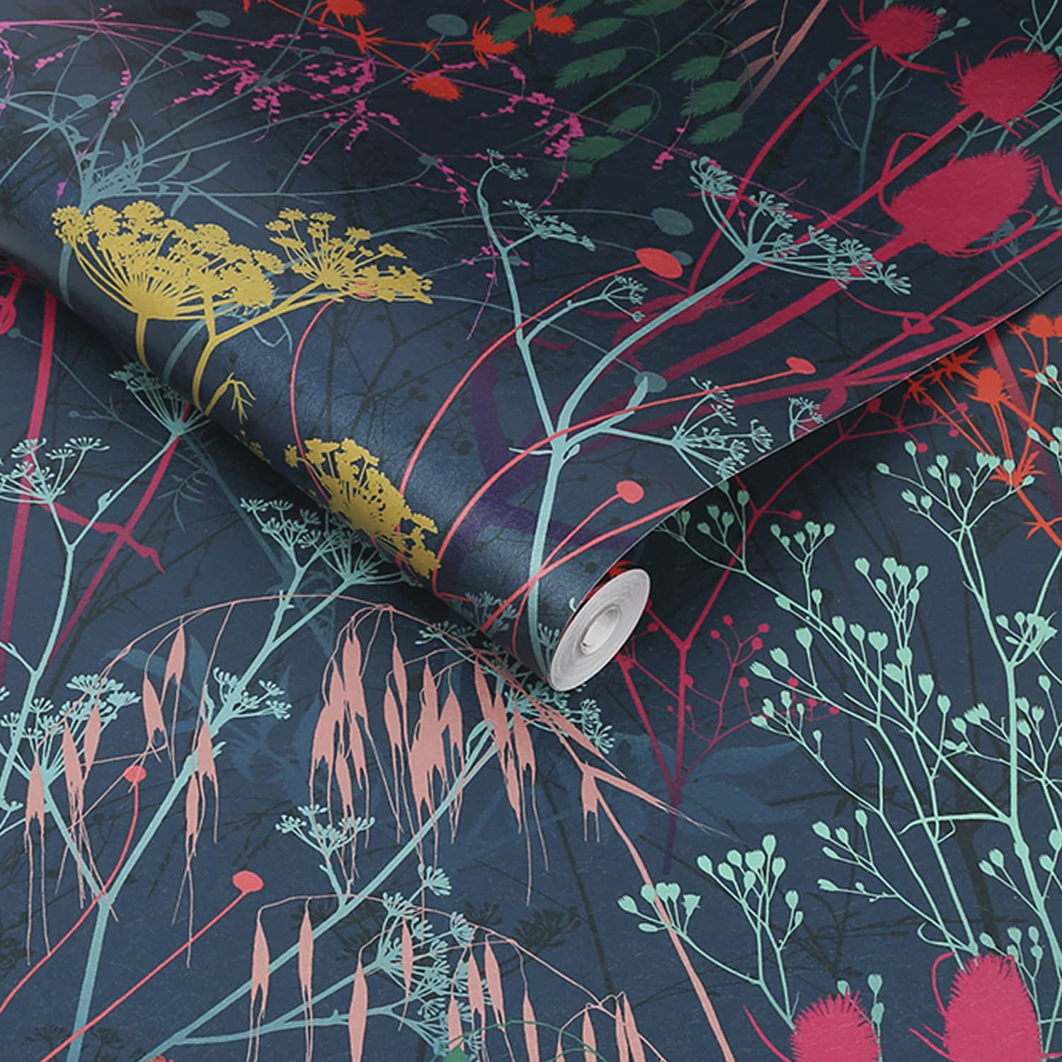 Summer Border Rainbow Wallpaper