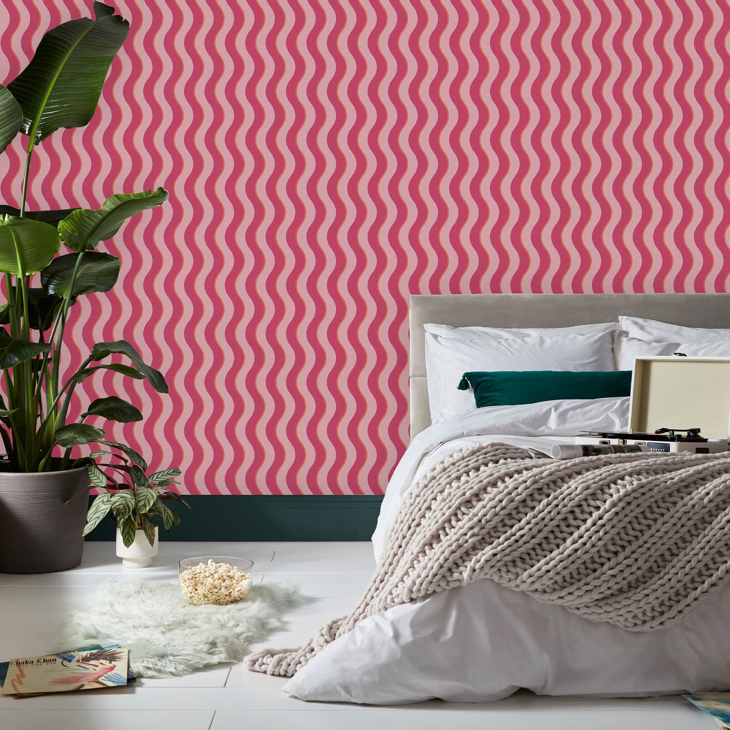 Making Waves Raspberry and Tangerine Wallpaper