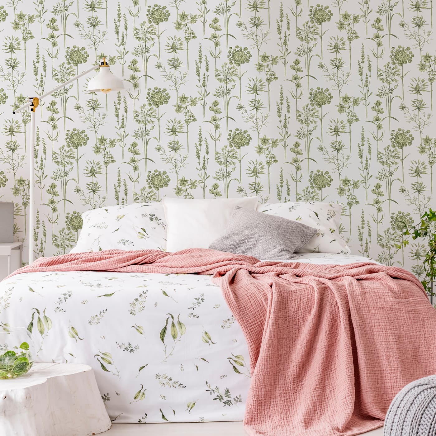 Botanical Wildflowers Wallpaper