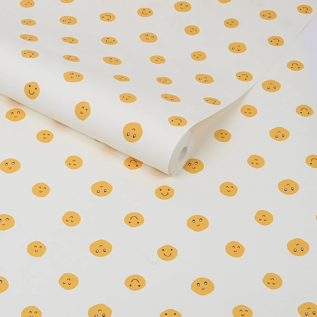 Happy News Smiles White Wallpaper