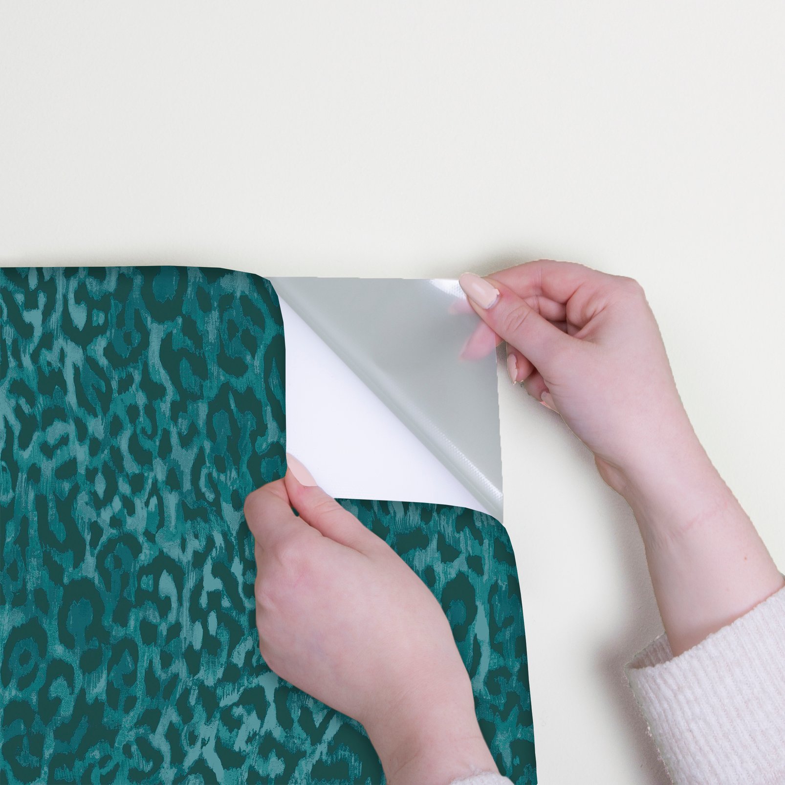 Nicole Miller Laid Back Leopard Peel & Stick Teal Wallpaper