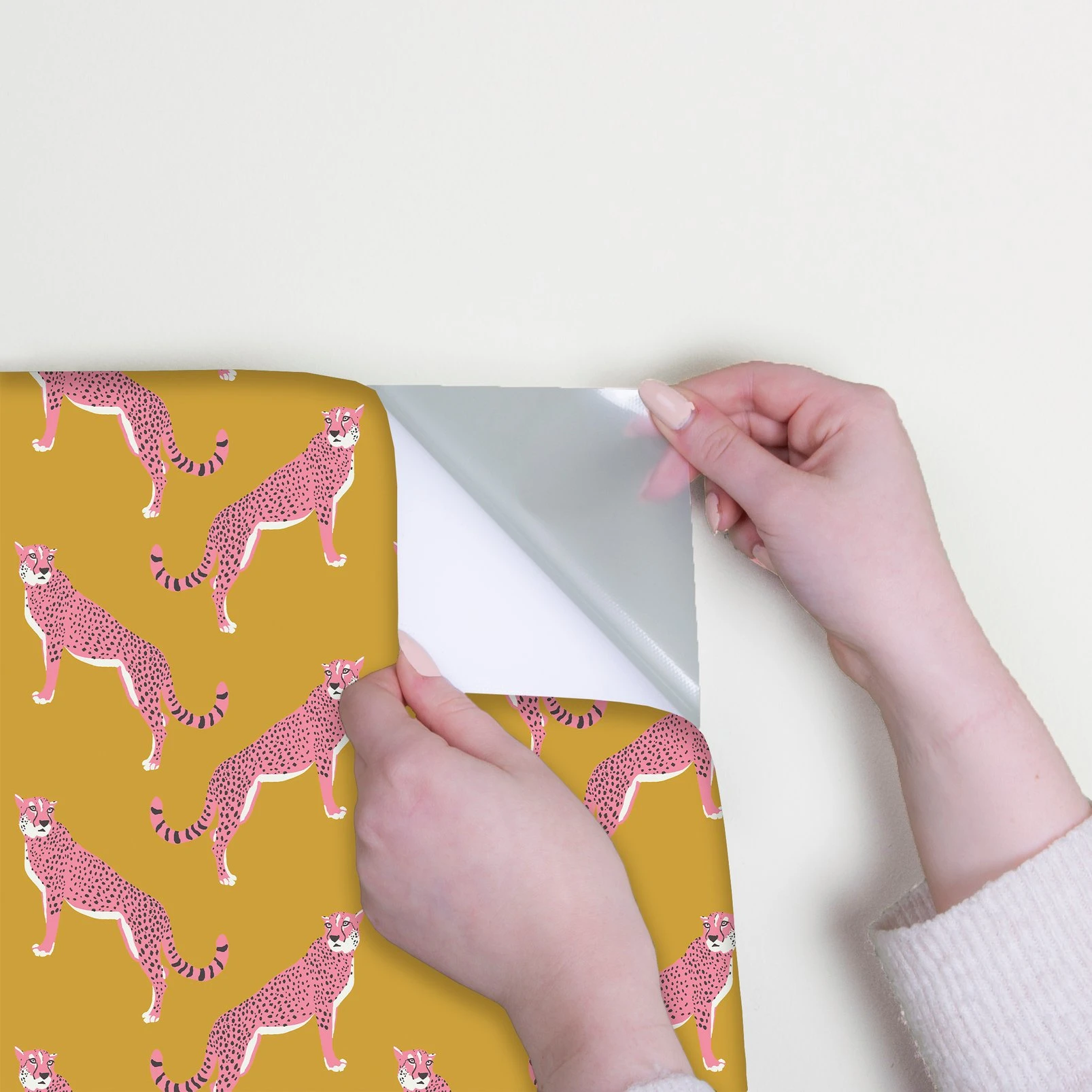 Nicole Miller Guepardo Peel & Stick Ochre Wallpaper