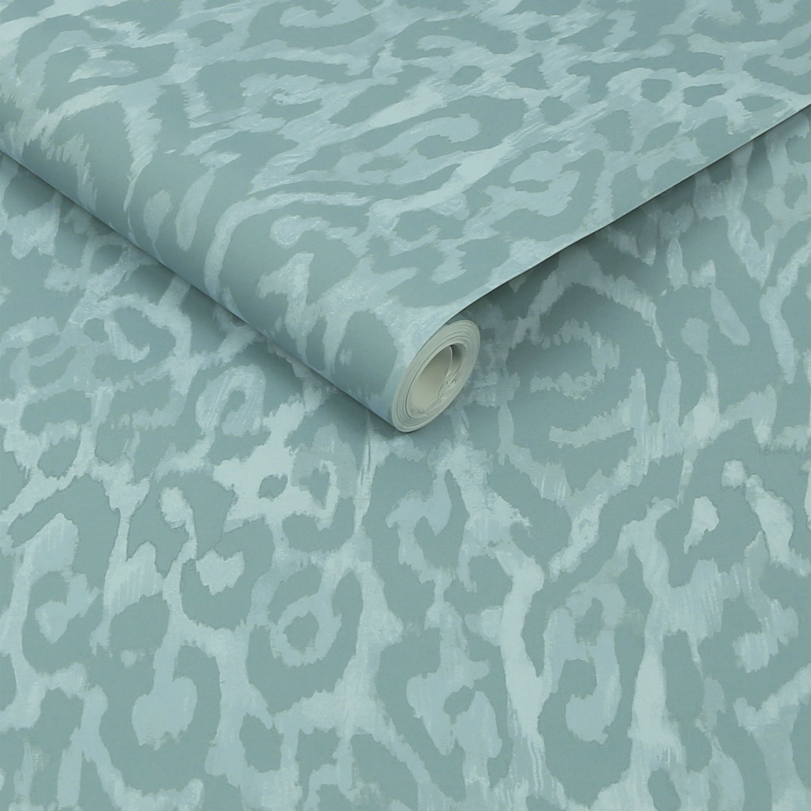 Nicole Miller Laid Back Leopard Peel & Stick Minted Wallpaper