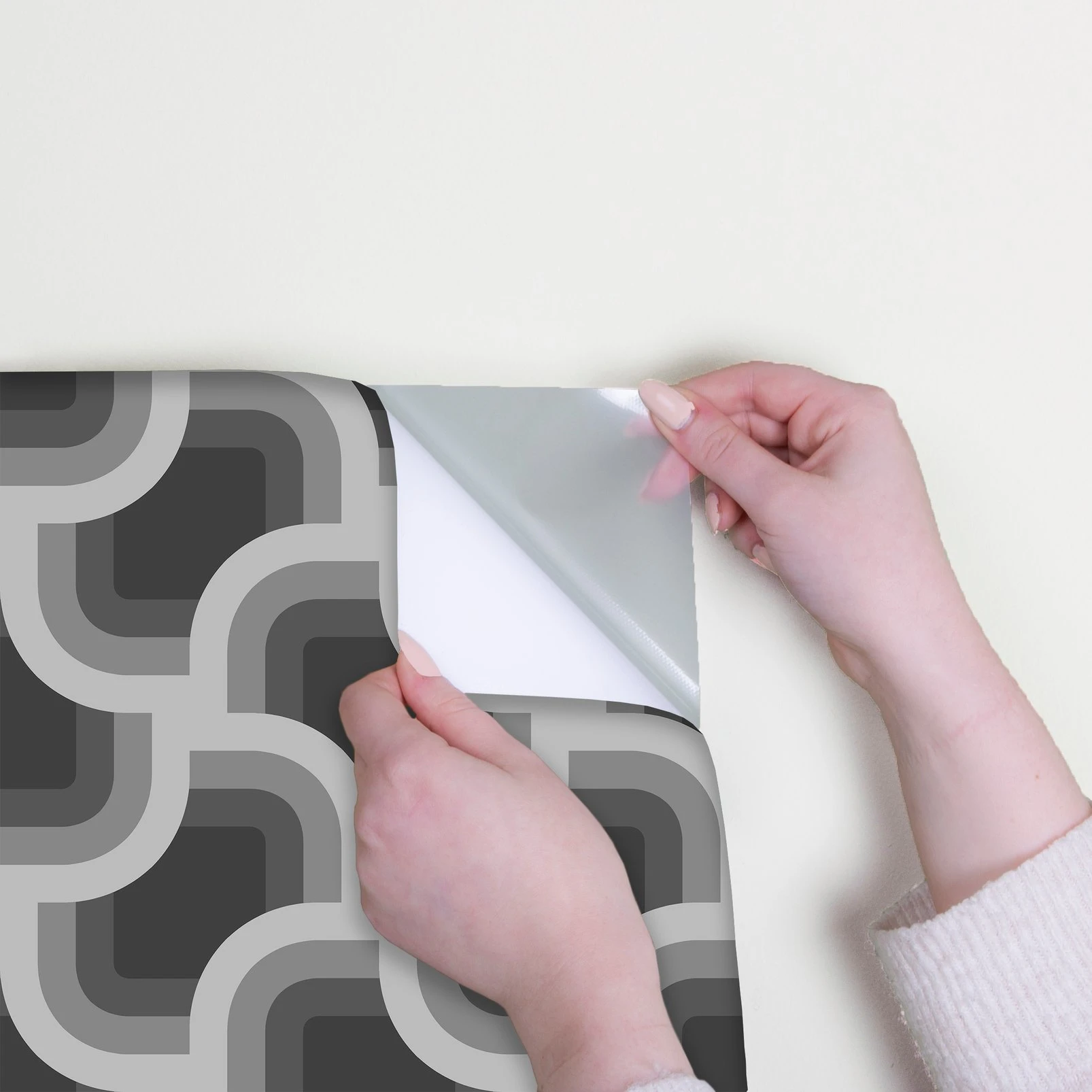 Nicole Miller Retro Geo Peel & Stick Black Wallpaper