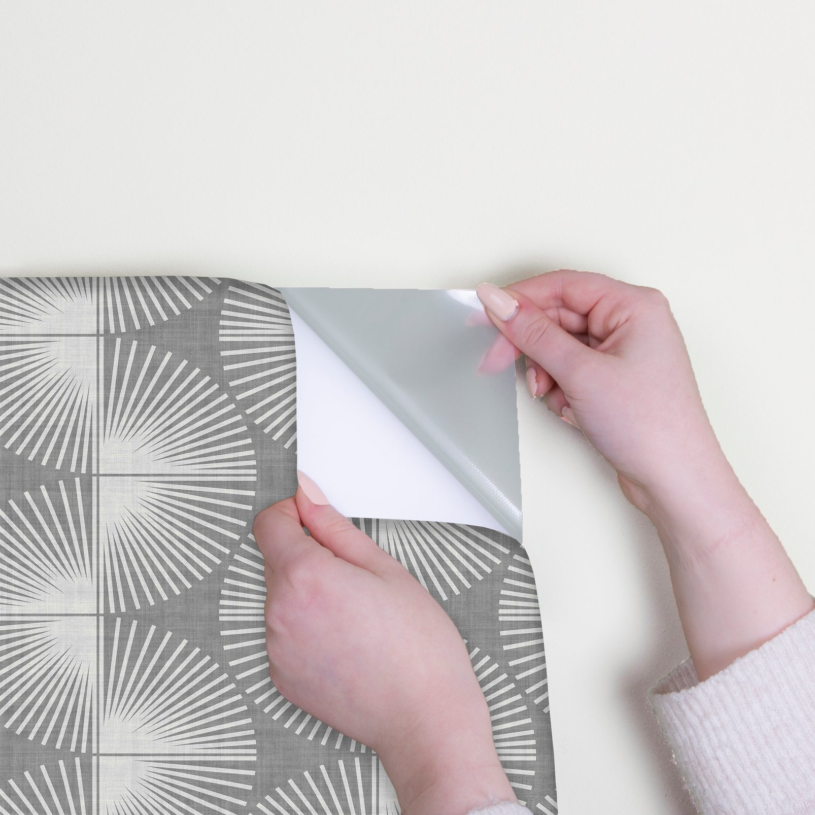 Nicole Miller Kendall Geo Peel & Stick Smoke Wallpaper