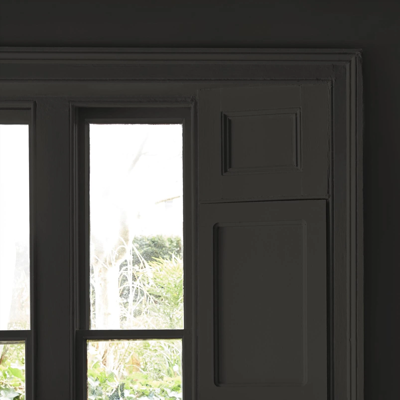Abigail Ahern Beekman Black Paint